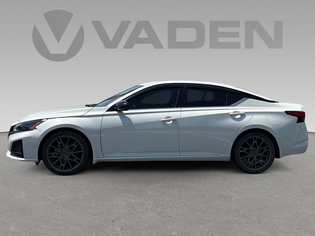 2023 Nissan Altima 2.0 SR