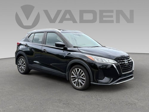 2022 Nissan Kicks SV
