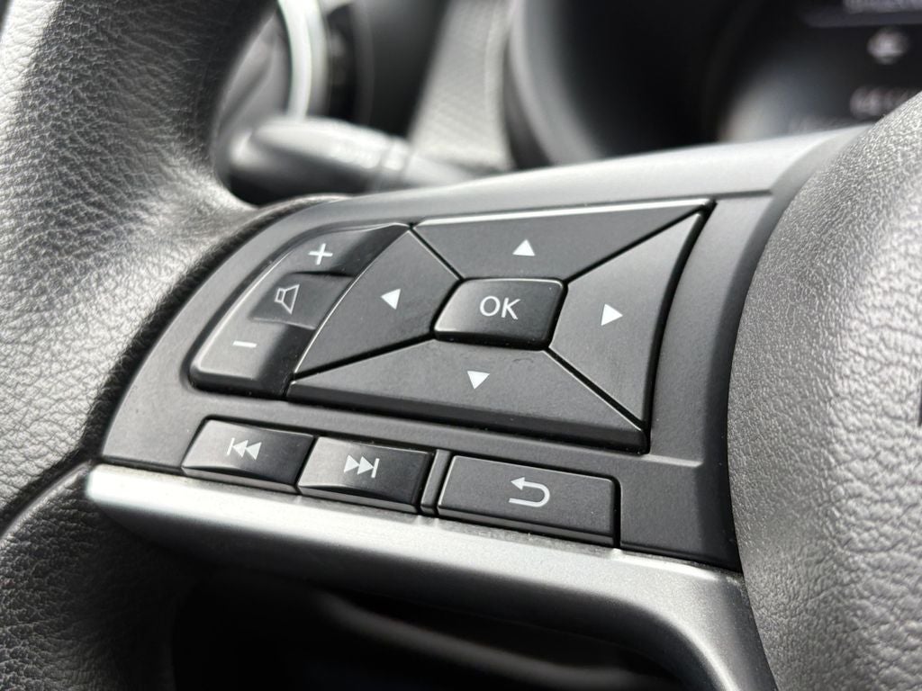 2022 Nissan Kicks SV