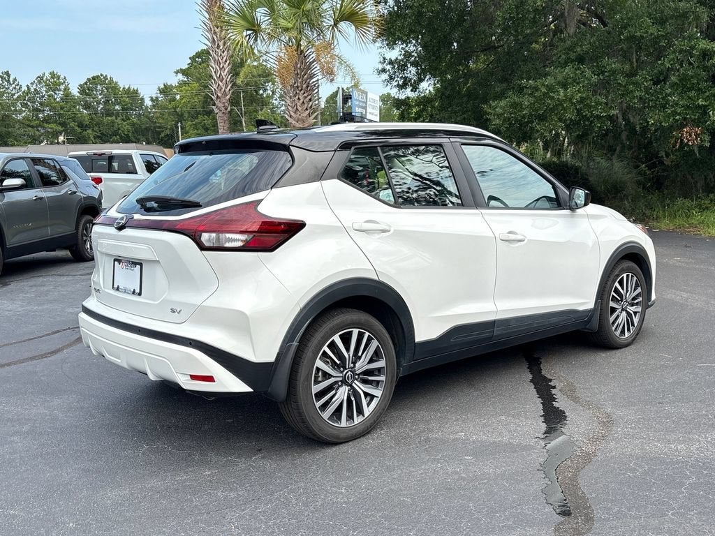 2022 Nissan Kicks SV