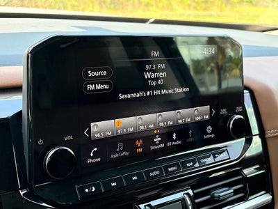 2025 Nissan Pathfinder Platinum